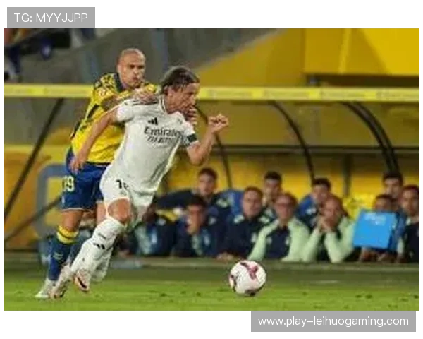 从青训到金靴：维尼修斯皇马生涯的蜕变之路